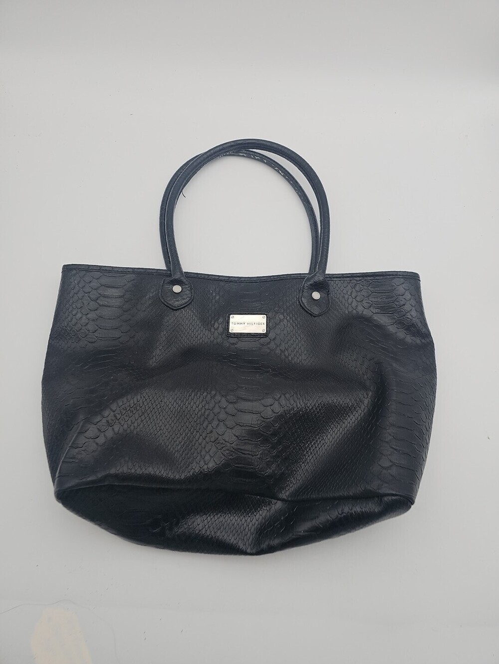 Tommy Hilfiger Black Hand Should Bag Snake Skin Finish EUC
